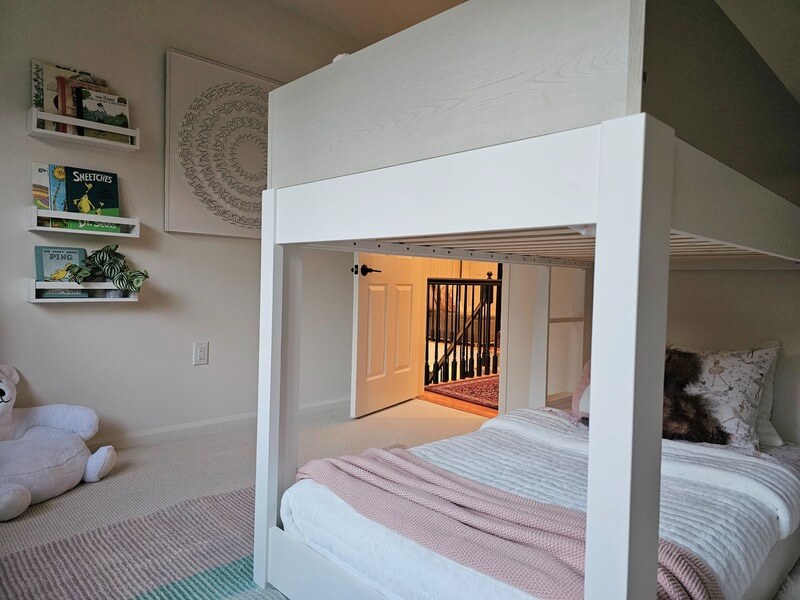after picture of a kids bedroom